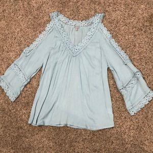 Charlotte rousse blue blouse
